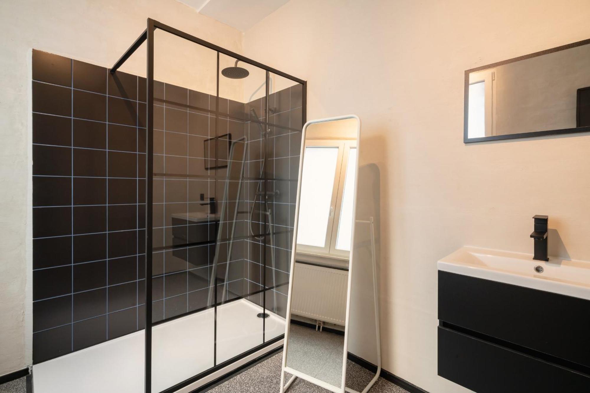 Antwerp City Center Two-Bedroom Apartments Eksteriør billede